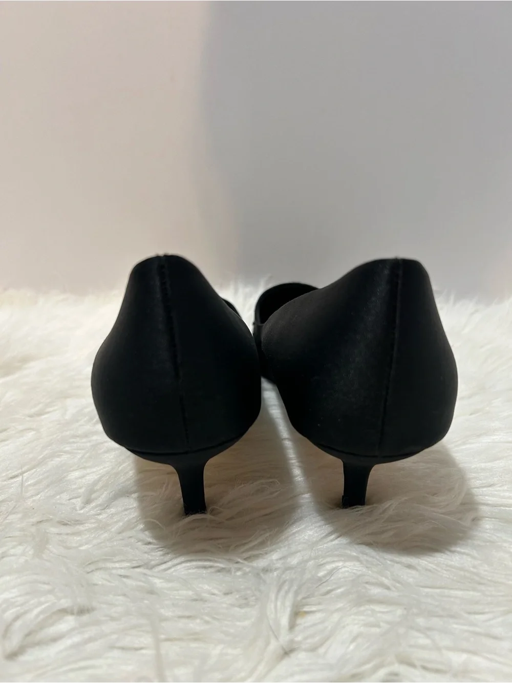 Nina Black Pointed-Toe Crystal-Stud Kitten Heels 7.5